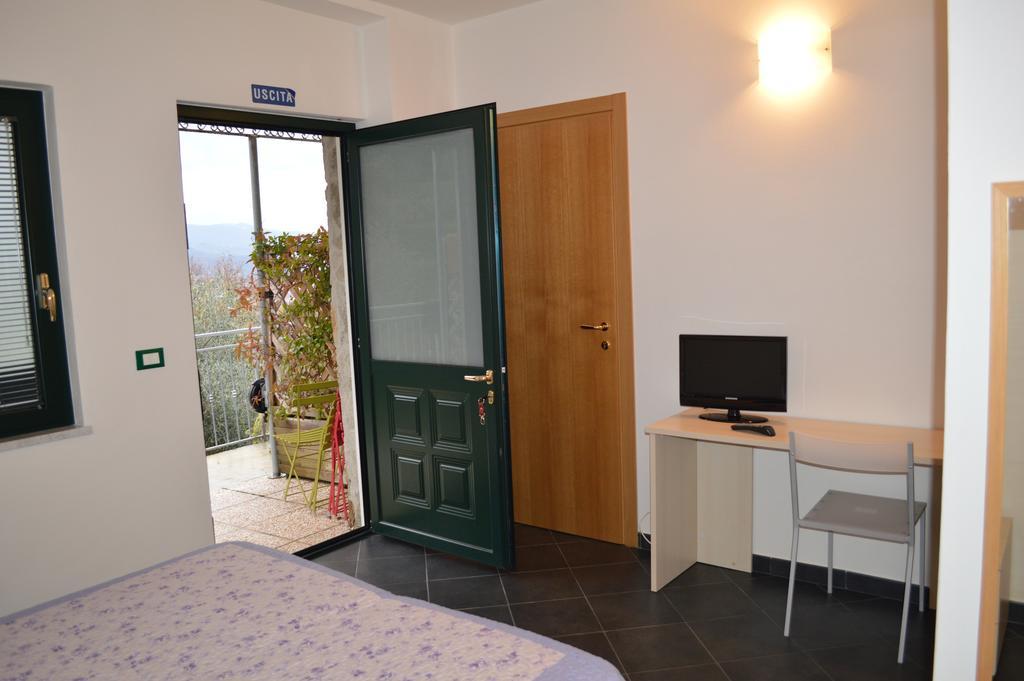 Affittacamere Arabafenice Vezzano Ligure Buitenkant foto