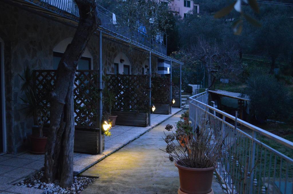 Affittacamere Arabafenice Vezzano Ligure Buitenkant foto